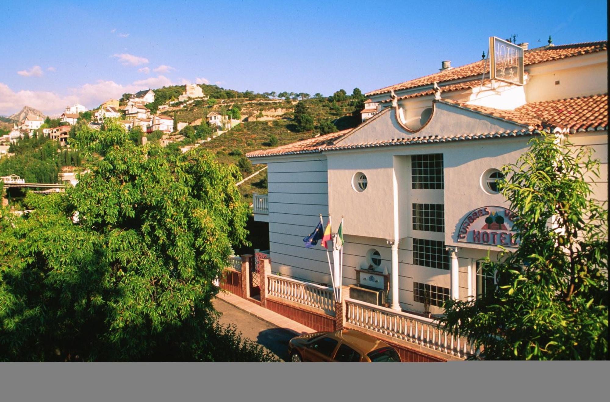 Apartamentos Turisticos Cumbres Verdes ลาซูเบีย ภายนอก รูปภาพ