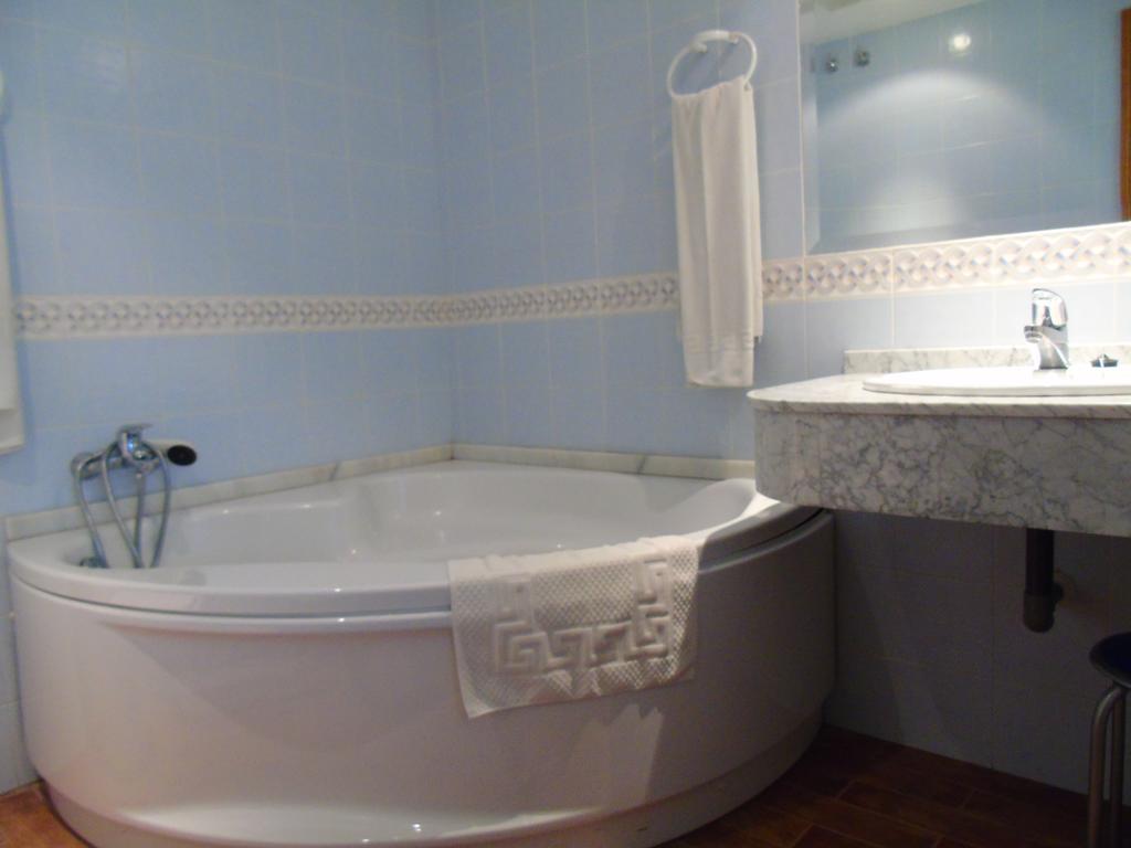 Apartamentos Turisticos Cumbres Verdes ลาซูเบีย ห้อง รูปภาพ