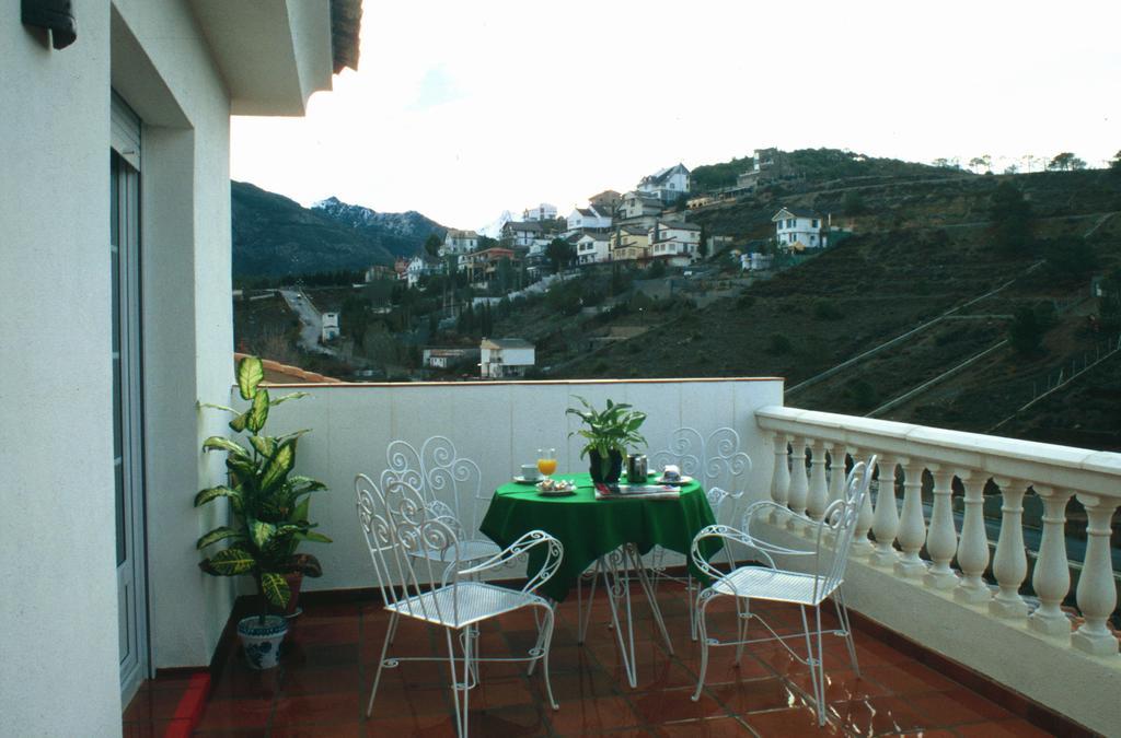 Apartamentos Turisticos Cumbres Verdes ลาซูเบีย ห้อง รูปภาพ