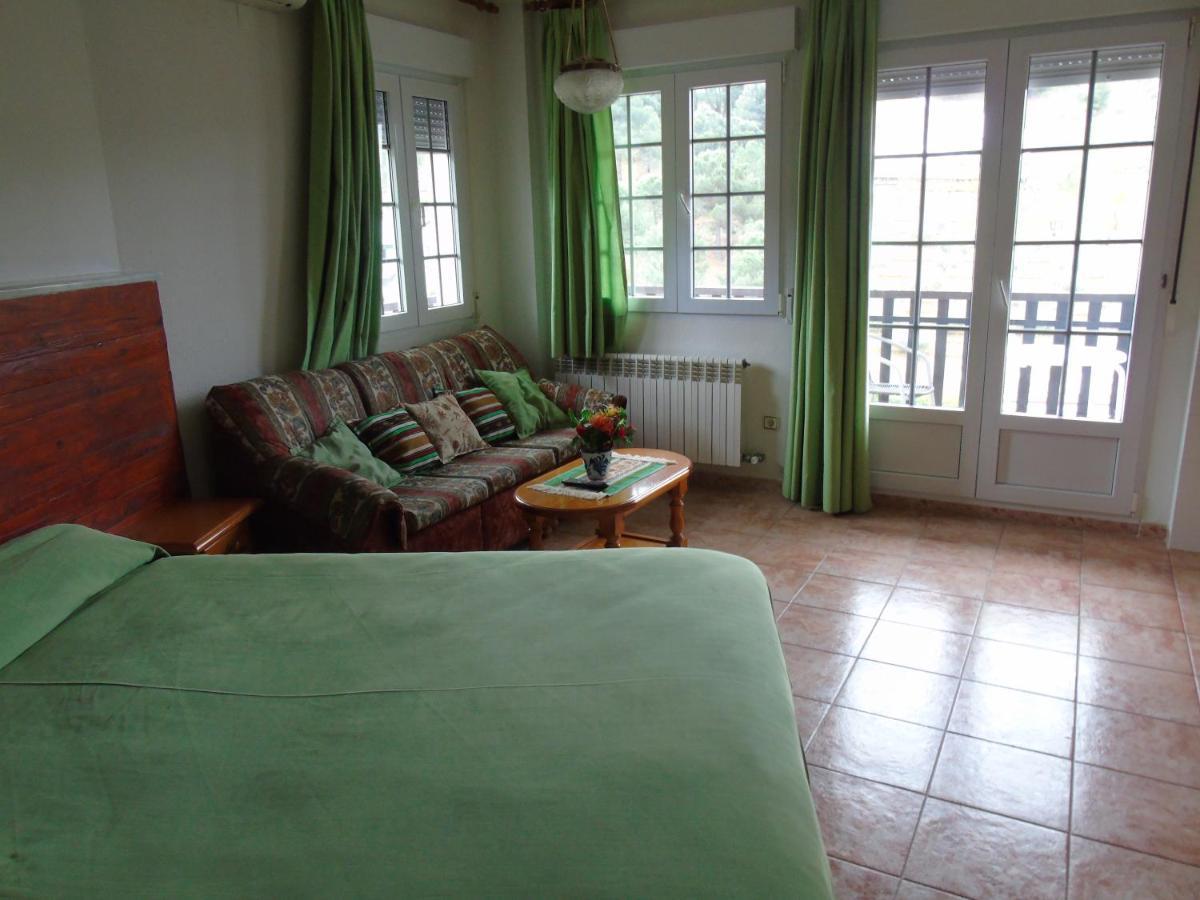 Apartamentos Turisticos Cumbres Verdes ลาซูเบีย ภายนอก รูปภาพ