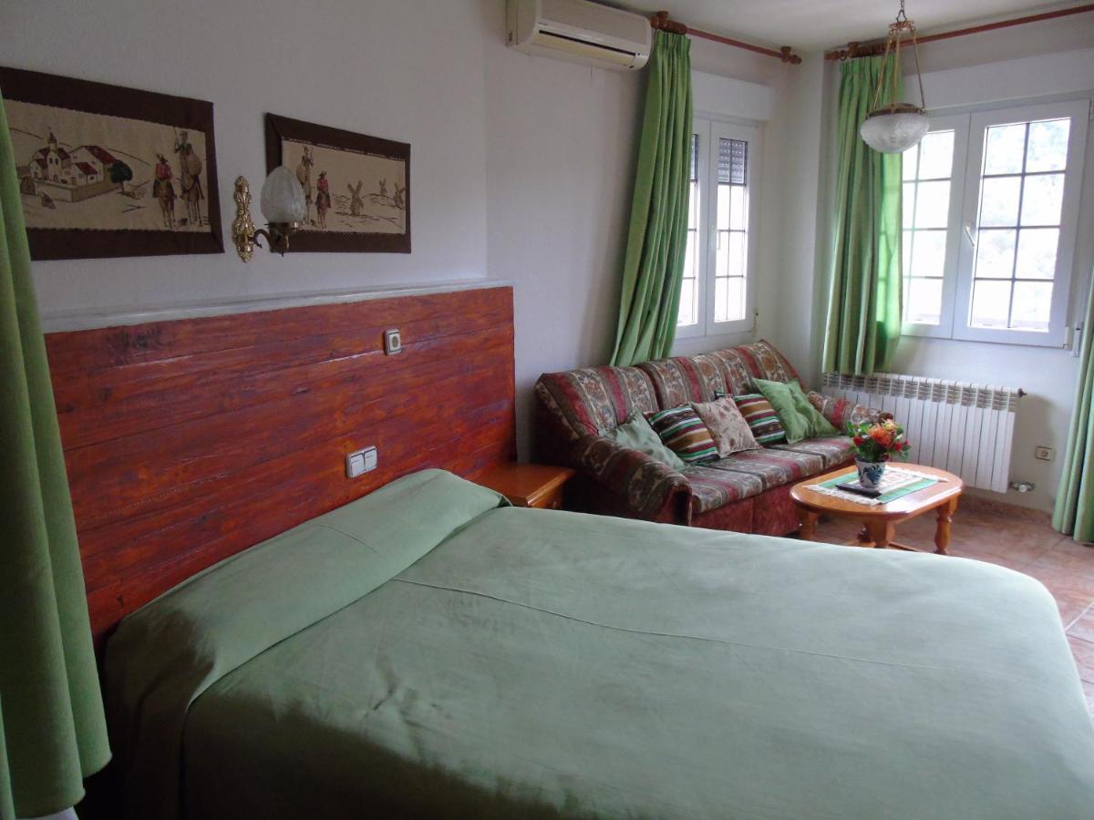 Apartamentos Turisticos Cumbres Verdes ลาซูเบีย ภายนอก รูปภาพ