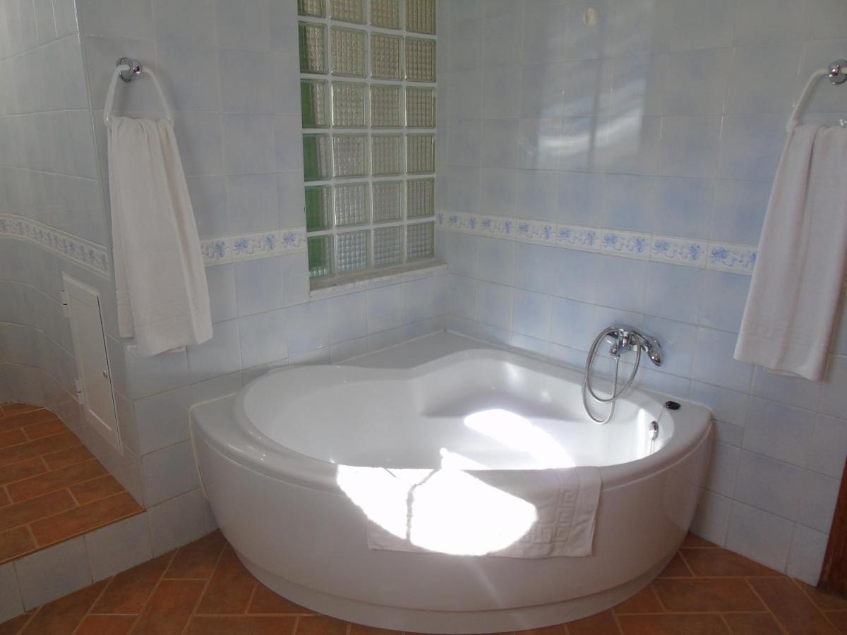 Apartamentos Turisticos Cumbres Verdes ลาซูเบีย ภายนอก รูปภาพ